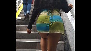 Soy Meche Candela Con Un Sexi Vestido Caminando En El Metro Chapultepec