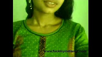 .com – indian cute girl showing boobs to her byfriend