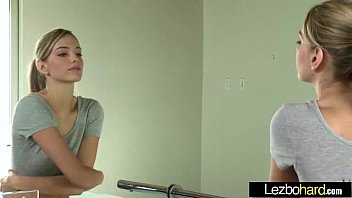 (Riley Reid & Kenna James) Amateur Teen Girls Make Love In Hot Lesbian Act video-25