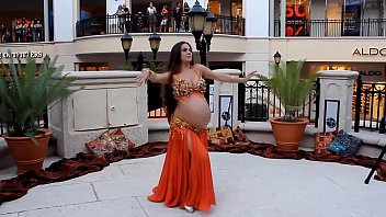 Portia of Belly Motions dances at 9 months pregnant!