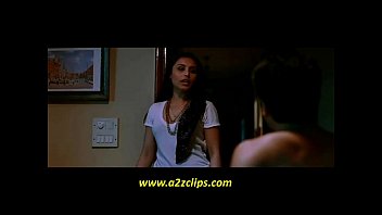 Rani Mukherjee hot sex and kissing scene from No one k. jess