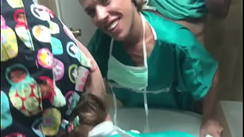 Doctora Chilena Follando en el baño