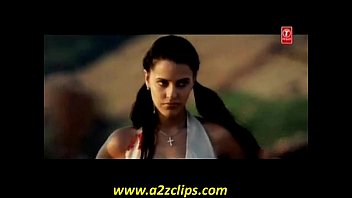 Julie - Bheegi Bheegi - Neha Dhupia - Sexy Song - Bollywood Movi